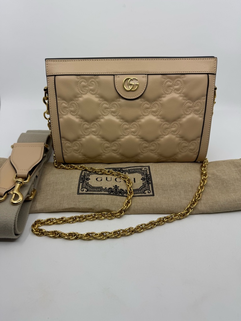 Gucci GG Matelassê shoulder bag